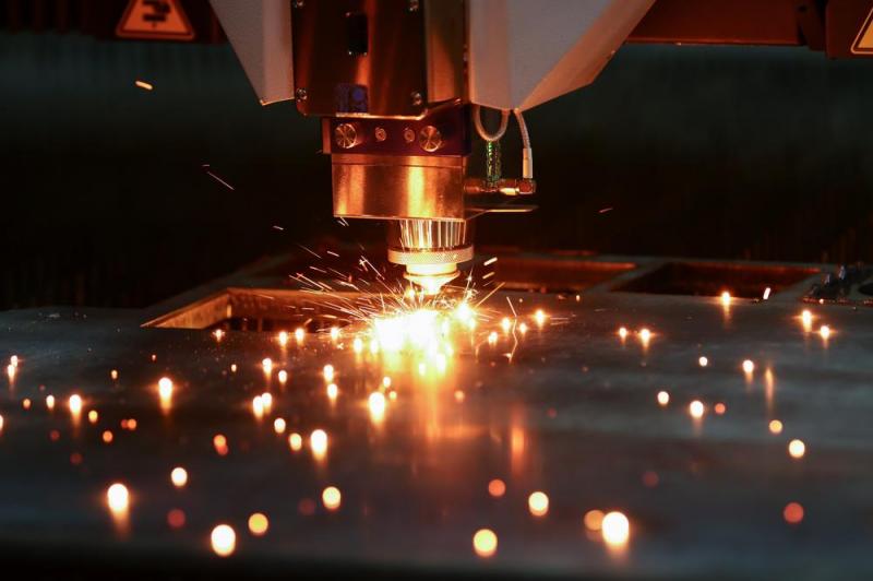 Maintenance pr&eacute;ventive laser, pourquoi est-elle essentielle ?