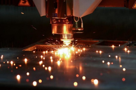 Maintenance pr&eacute;ventive laser, pourquoi est-elle essentielle ?